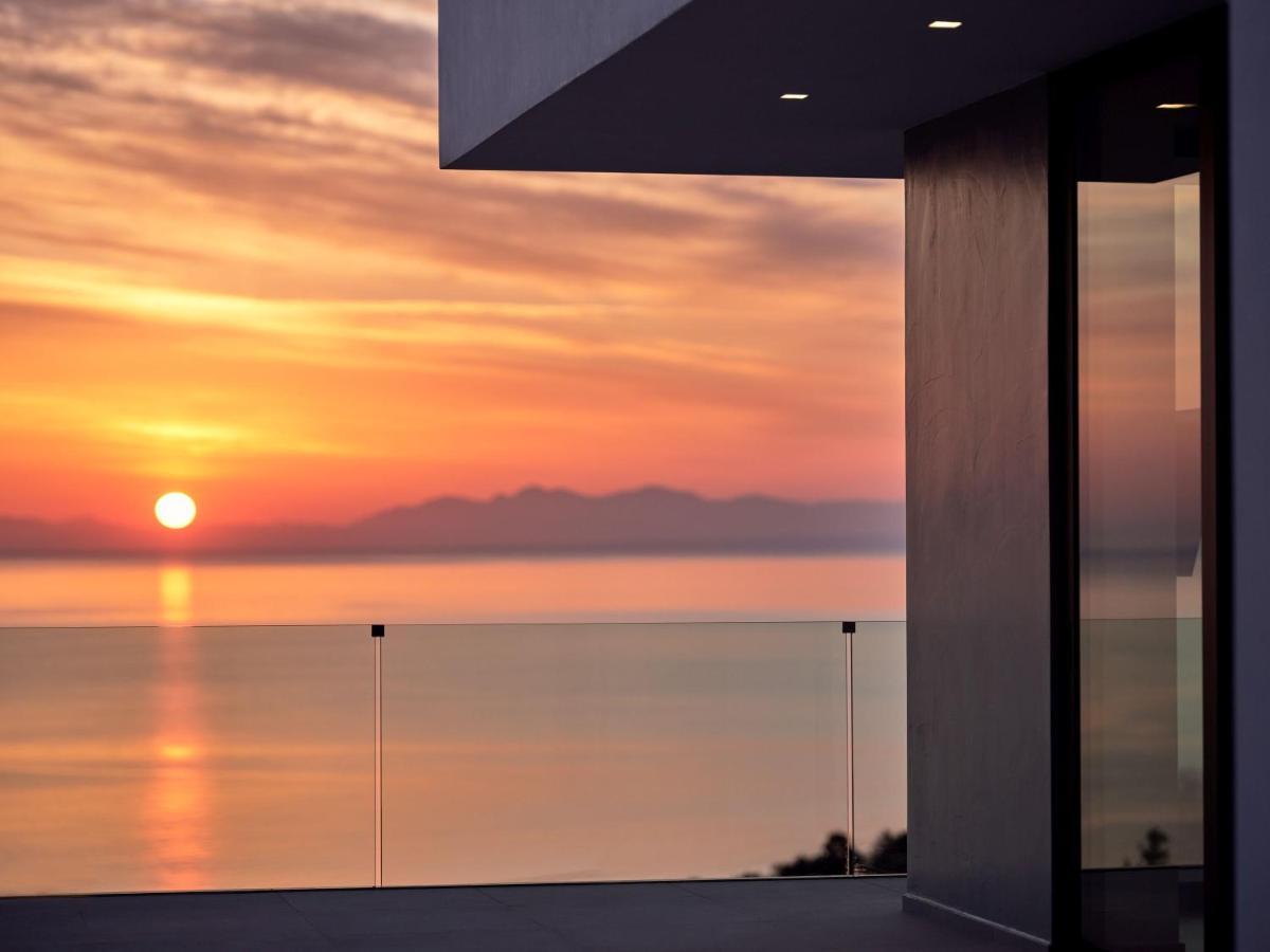 The Sall Villa - Private Pool And Breathtaking Views, By Zantewize อายิโอสนิโกลาโอส ภายนอก รูปภาพ